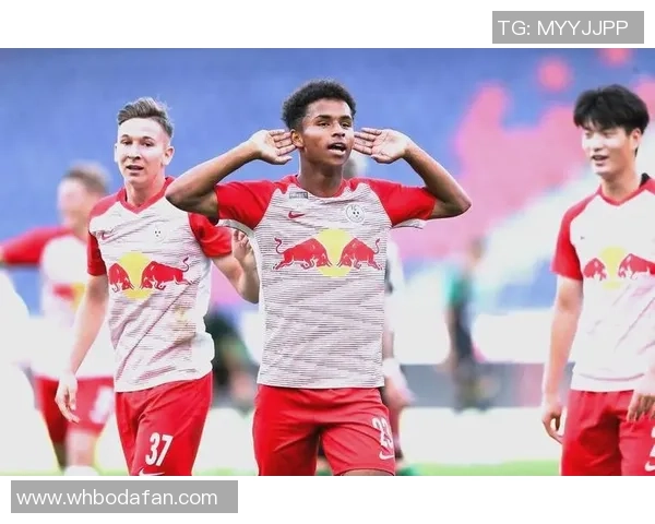 被娱乐圈光环迷惑足球梦想未竟的球员们与他们的追逐之路